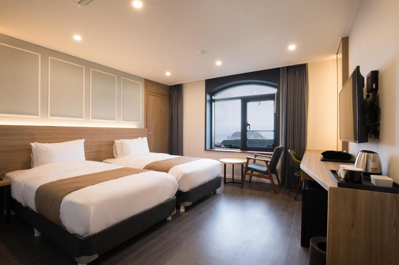 Casaloma Hotel Seogwipo Esterno foto