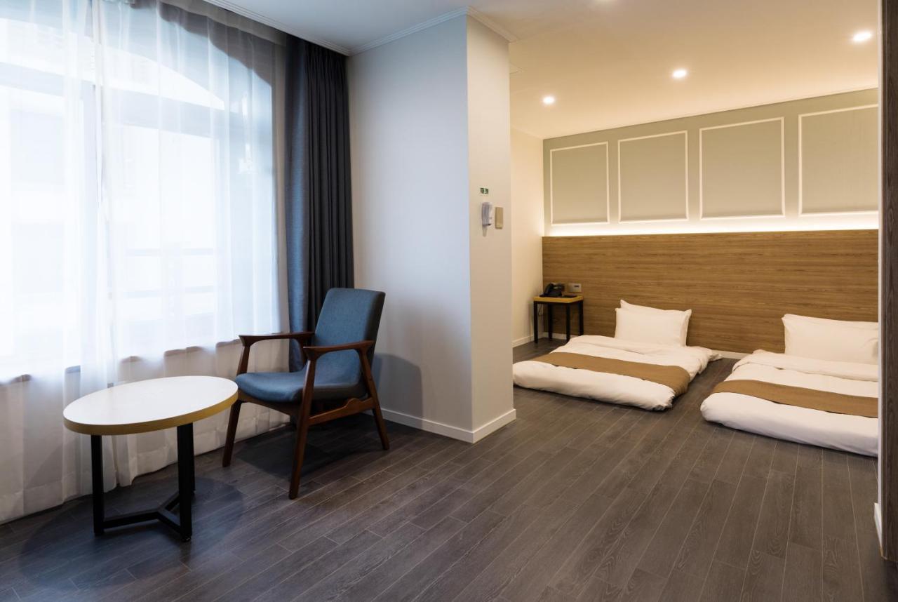 Casaloma Hotel Seogwipo Esterno foto